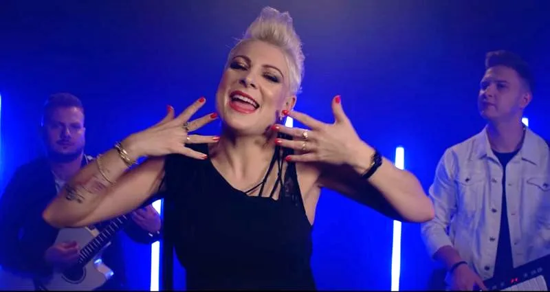 Ceny biletów na koncert Piękni i Młodzi – ile naprawdę musisz zapłacić?