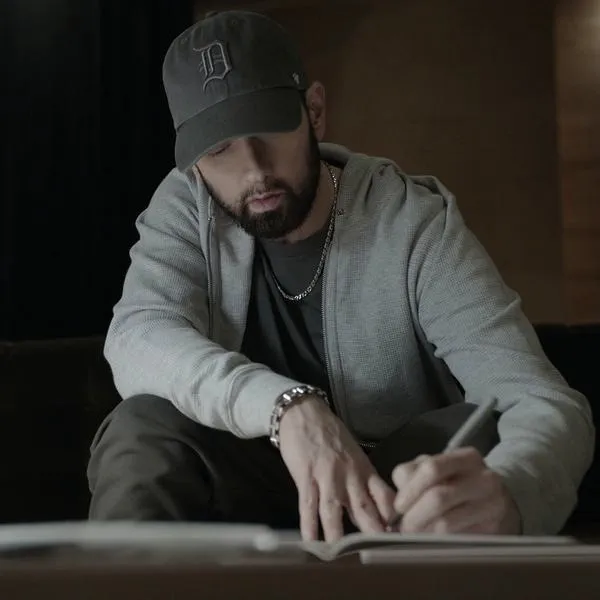 Eminem - Czy to prawda, że zmarł? Odkrywamy plotki i aktualne życie rapera