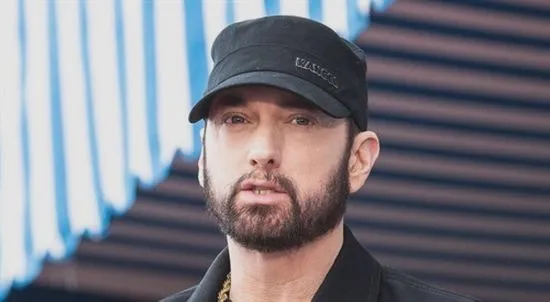 Eminem o Polsce: Co naprawdę myśli o naszym kraju?