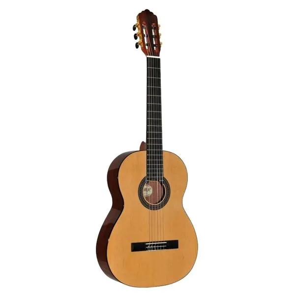 Gitara klasyczna 3/4 – idealny wybór dla młodych muzyków i początkujących pasjonatów