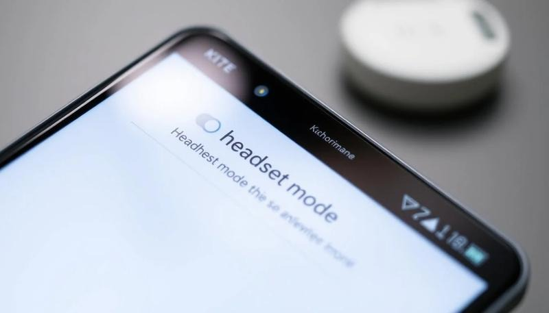 Jak wyłączyć słuchawki w telefonie? Usuń ikonę i przywróć dźwięk