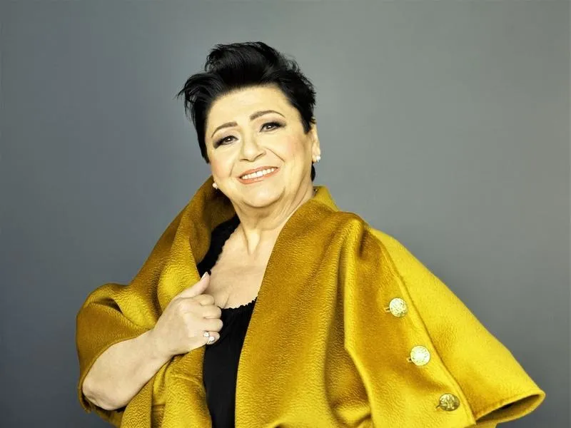Kto śpiewa „podaruj mi trochę słońca”? Poznaj artystkę Ewę Bem