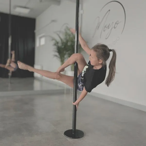 Pole dance — warto inwestować? rzeczywiste efekty, koszty i obalone mity