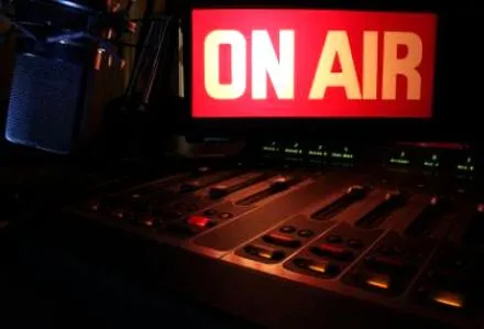 Koniec ery radia FM